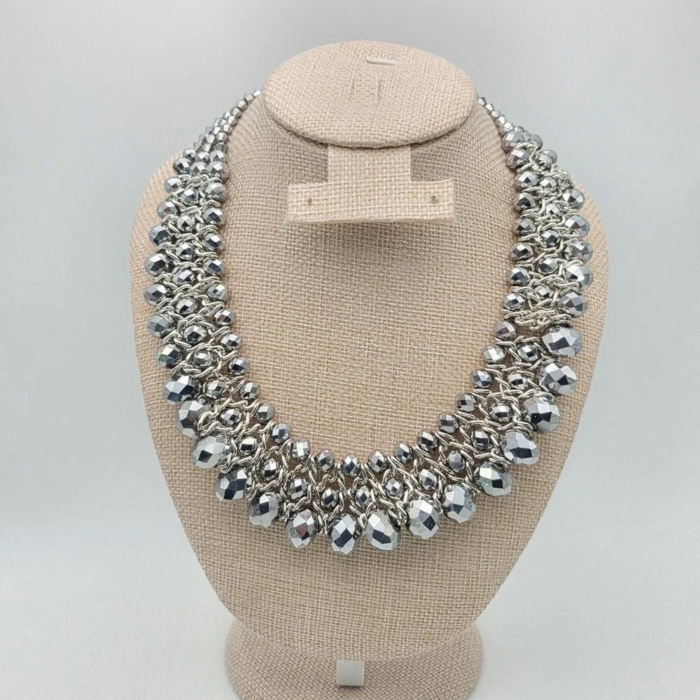 Vintage CHARMING CHARLIE Bib Collar Necklace Facet Glass Beads Gunmetal Gray 18